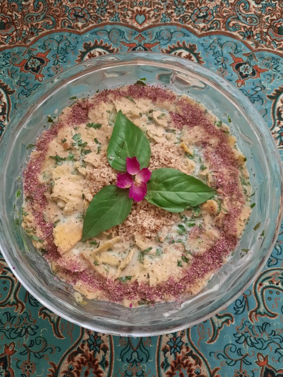 از شما/هوای گرم امروز فقط آبدوغ خیار✌️