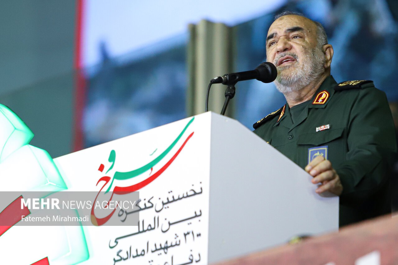 نخستین کنگره بین‌المللی بزرگداشت ۳۱۰۰ شهید امدادگر