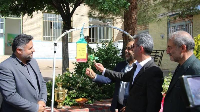 زنگ ملی زبان و ادبیات فارسی در استان سمنان نواخته شد