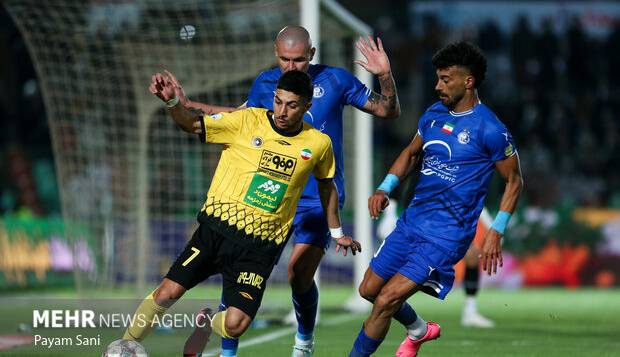 پرسپولیس با استقلال به دنبال جایگاه سپاهان