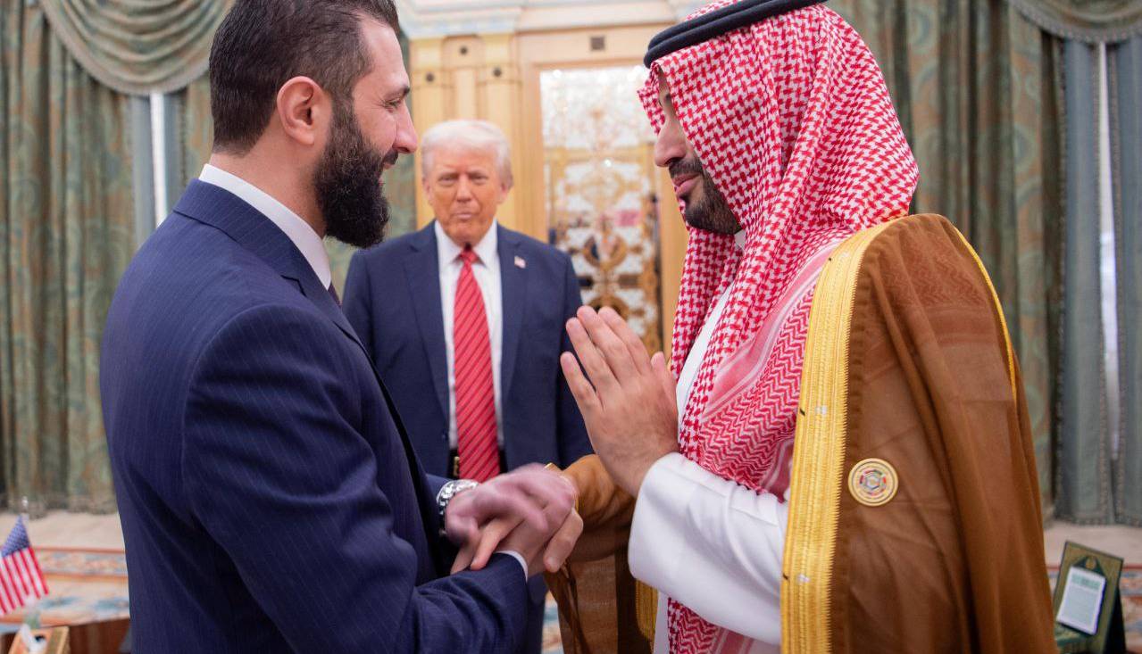 دعوت الجولانی از سرمایه‌گذاران جهان پس از اعلام رفع تحریم‌ها