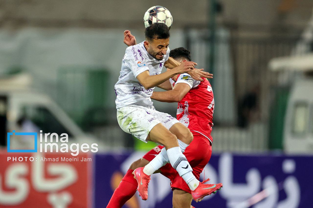 لیگ برتر فوتبال؛ بازی پرسپولیس و هوادار