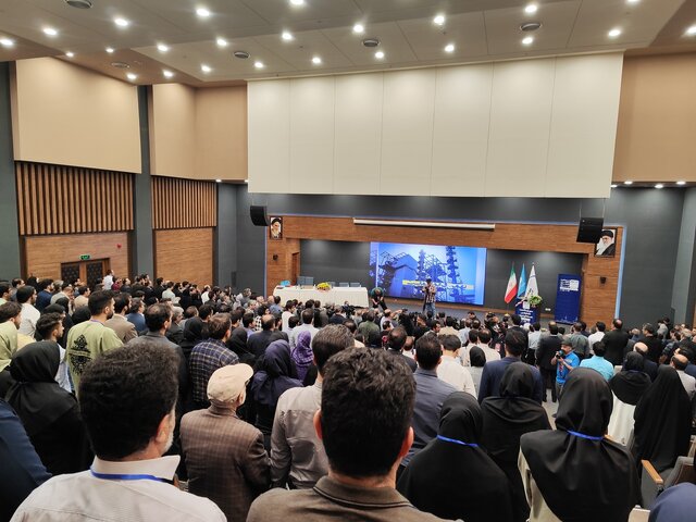 معاون سازمان انرژی اتمی: علم هستهای راه حل تمام مشکلات جهان در آینده است