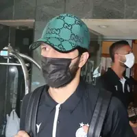 استقلالی‌ها از تهران تا نقش جهان همچنان با ماسک