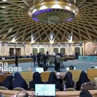 اعتراض یک دانش‌آموز به مافیای کنکور در حضور رییس‌جمهور