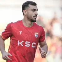 فولاد مقابل ملوان 10 نفره شد