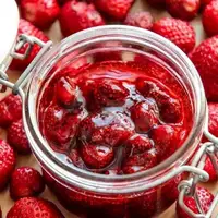 مربای توت‌فرنگی را با این روش ویژه درست کنید!