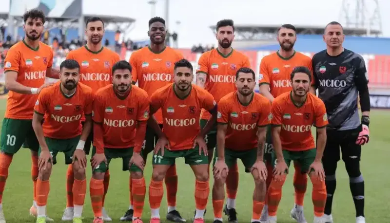 آب و آتش زدن مس برای یک رتبه ناقابل
