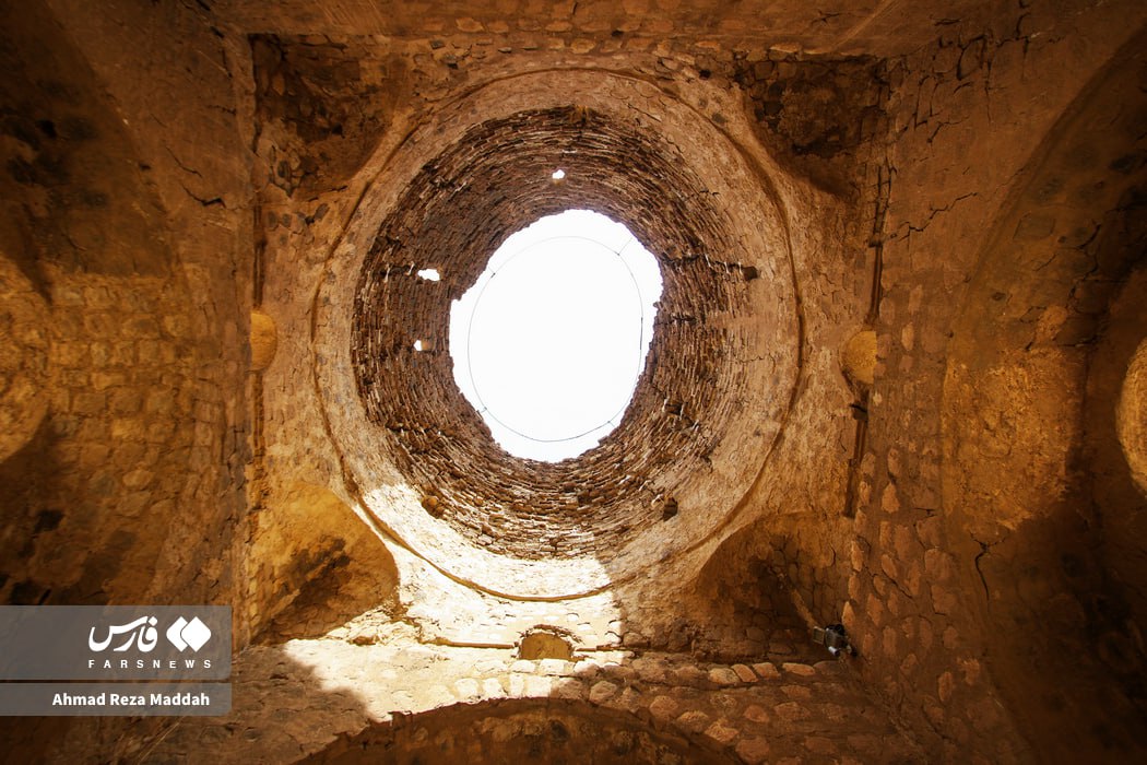  کاخ ساسانی سروستان