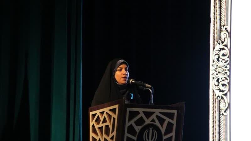 تقویت هویت فرهنگی جامعه با معرفی مفاخر