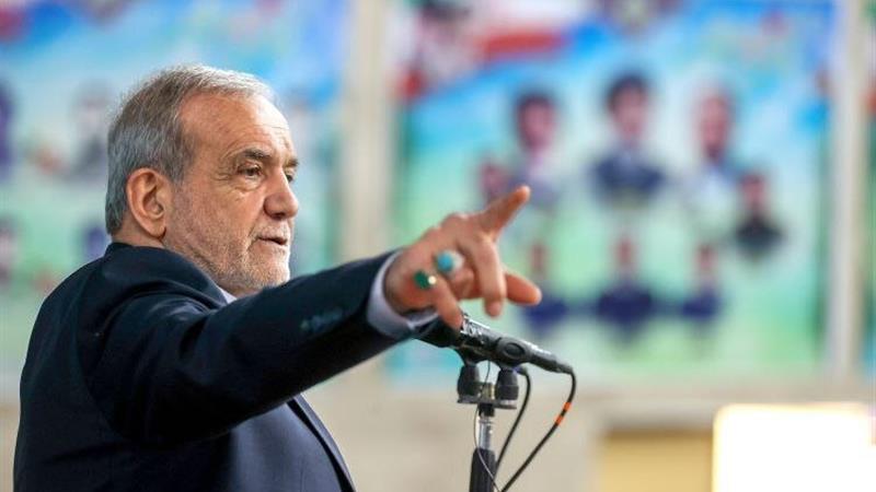 رئیسجمهور: نهادهای دینی بازوی عدالت اجتماعیاند