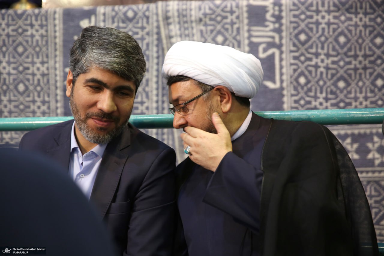 عکس/ همایش "عهد خدمت" در حسینیه جماران