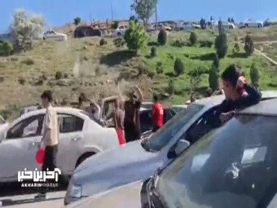 شادی و رقص هواداران تراکتور پیش از آغاز جشن قهرمانی این تیم