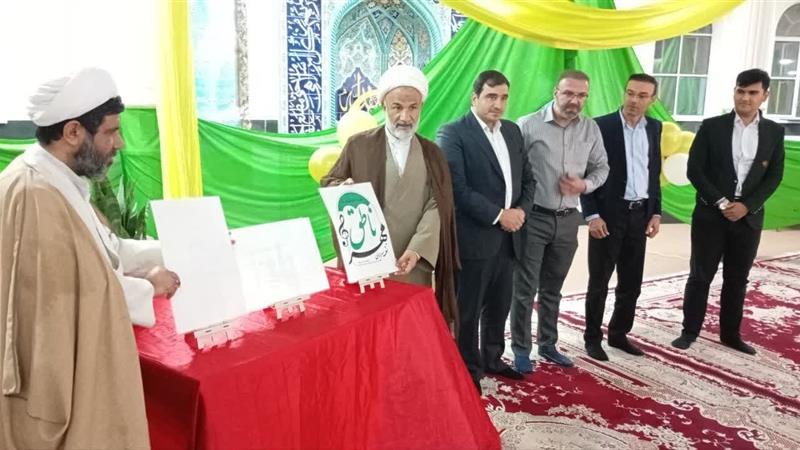 هنر فاخر تأثیری عمیقتر از سخنرانی دارد