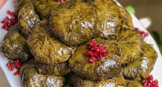 دلمه برگ مو؛ یک خوراک ایرانی پسند