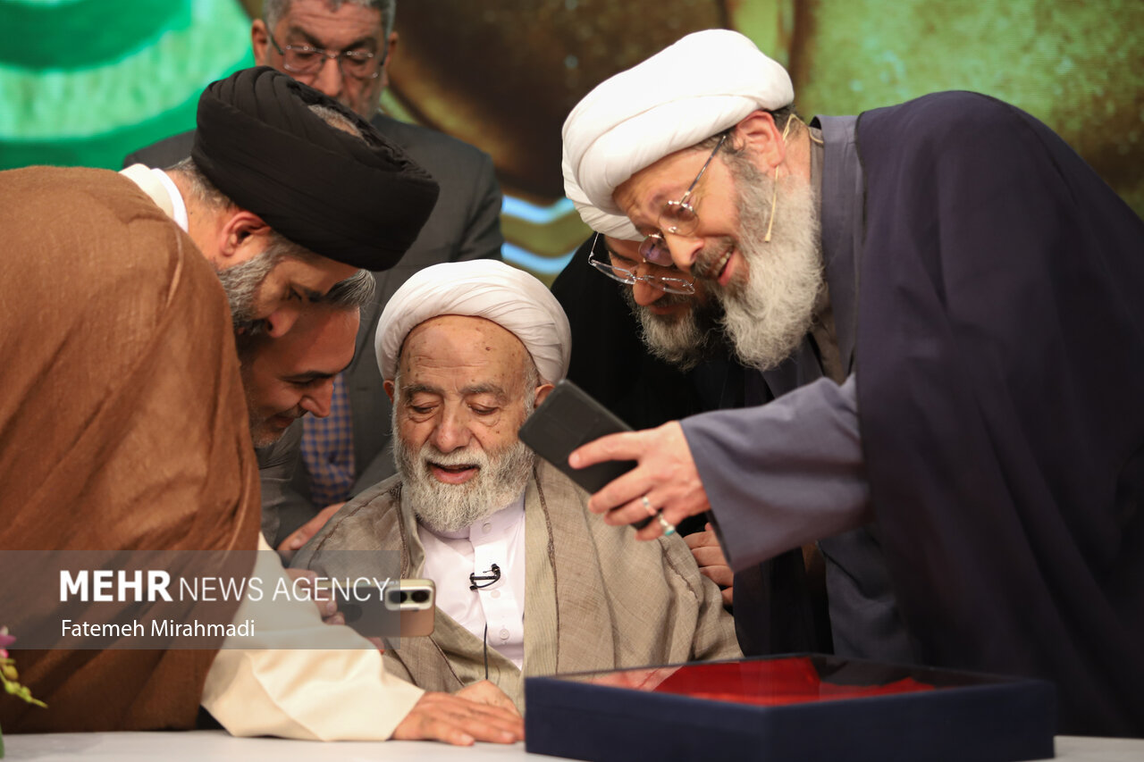 عکس/ مراسم اختتامیه «زندگی با آیه‌ها»