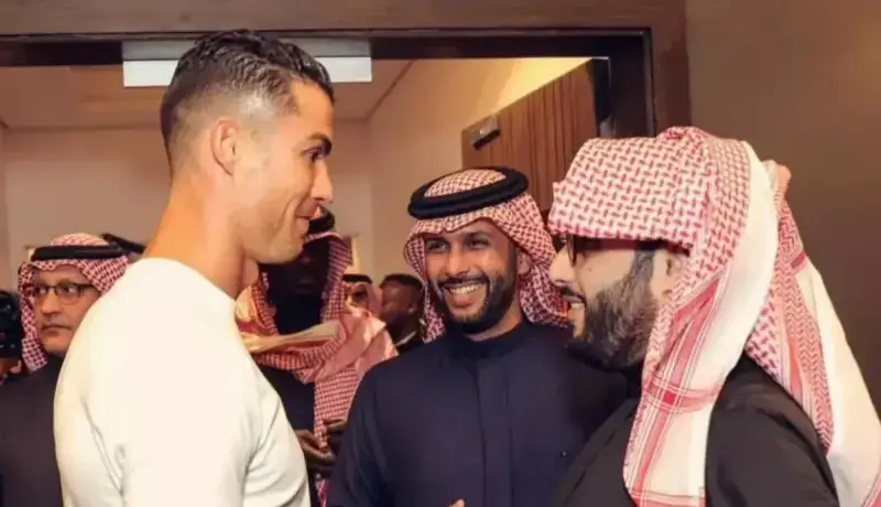 رونالدو باشگاهداری را آغاز میکند!