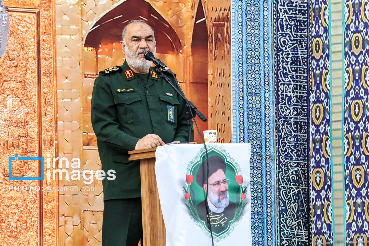 عکس/ سالگرد شهدای خدمت در میدان امام حسین (ع)