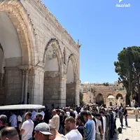 حضور هزاران نمازگزار در مسجد الاقصی