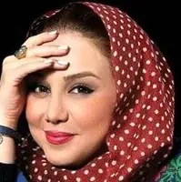 تولد 50 سالگی بهنوش بختیاری در یک مکان عجیب