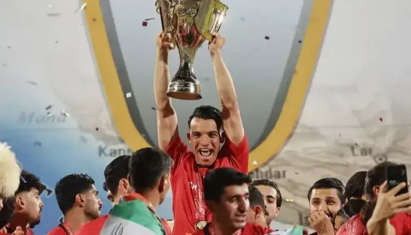 حسینزاده مدل تراکتور پختهتر از ورژن استقلال!