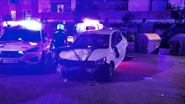 راننده زن 34 ساله تماشاگران فوتبال را زیر گرفت؛ زخمی شدن 16 هوادار