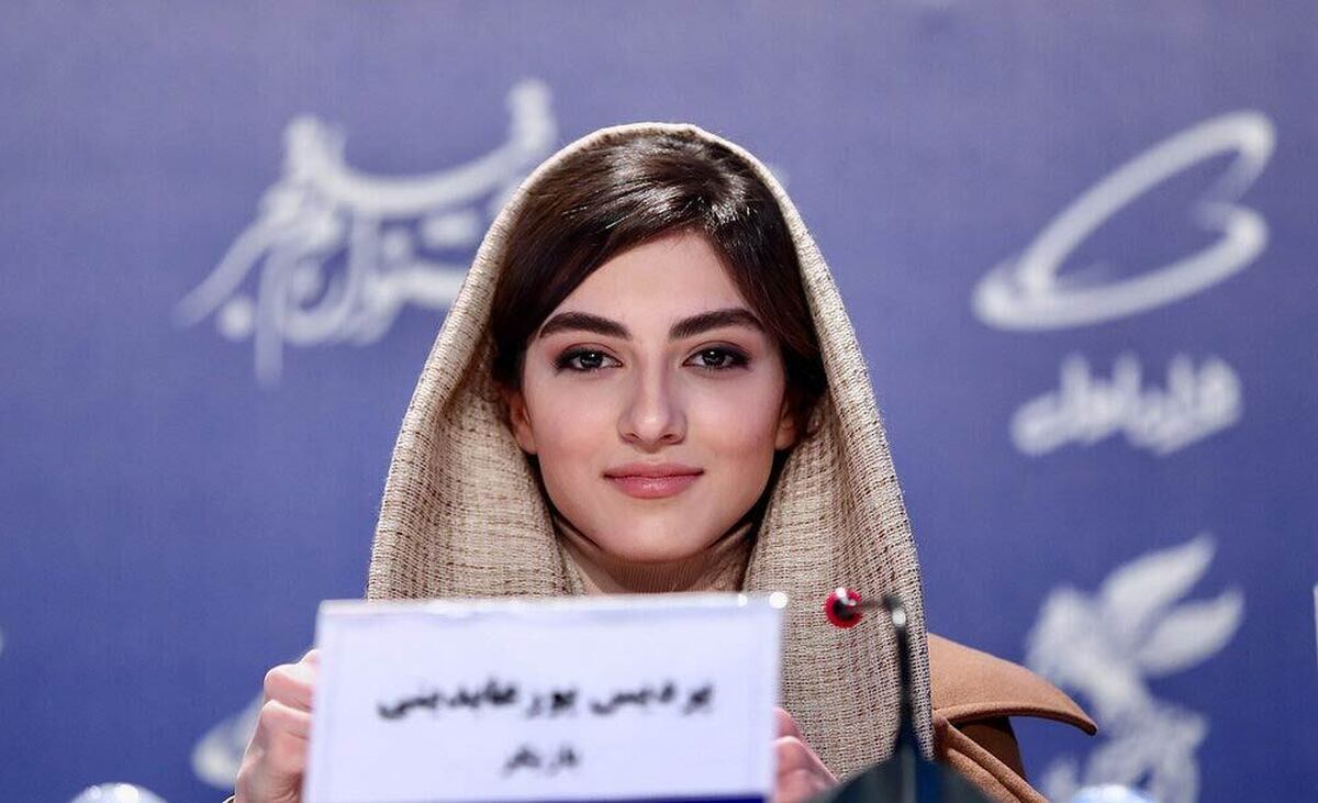 چهره ها/  پردیس پورعابدینی با یک تیپ متفاوت در شیراز