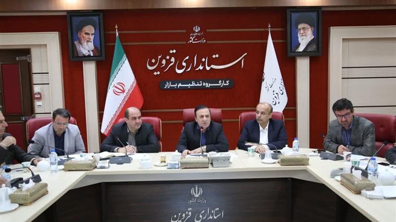 استاندار قزوین: دولت پیگیر حل مشکل نانوایان است