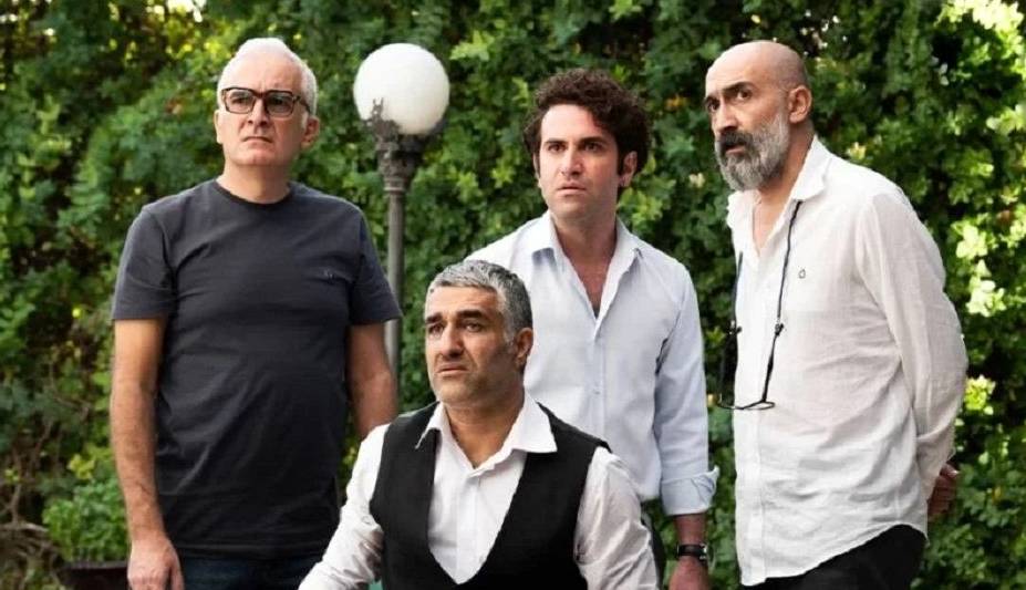 نقد و بررسی فیلم «صبحانه با زرافهها»؛ سینمای ابزورد با طعم توهم زا!