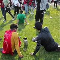 پیک نیک هواداران تراکتور در چمن ورزشگاه یادگار امام!