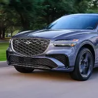 پشت فرمان جنسیس GV70 مدل 2026، پیشرفته‌تر و راحت‌تر از قبل