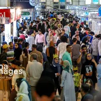 جمعه پرکار نمایشگاه کتاب؛ بازار داغ جشن امضاها و رونمایی از کتاب‌ها