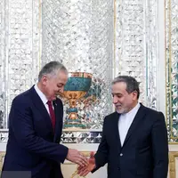 دیدار وزیر خارجه تاجیکستان با عراقچی در تهران