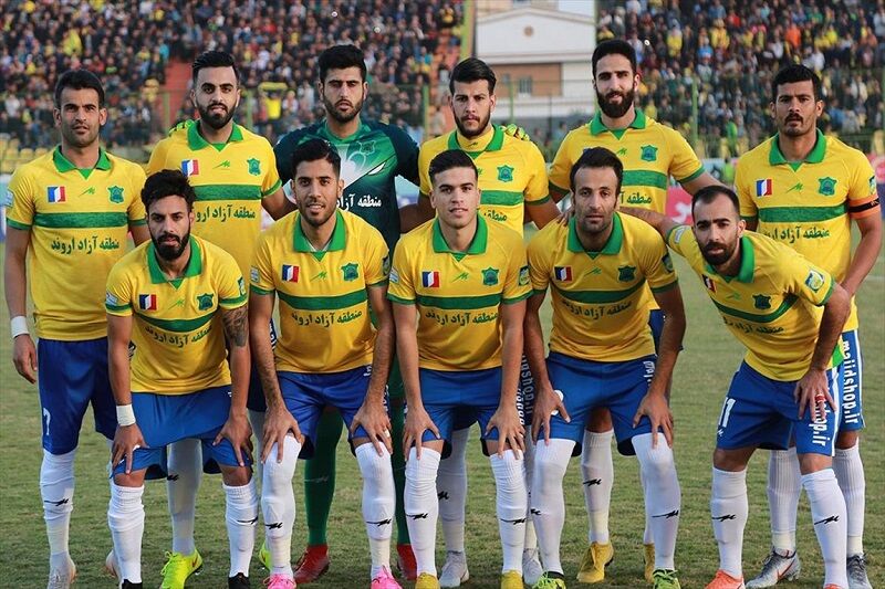 بلیت استقلال مقابل صنعت نفت نیم‌بها شد