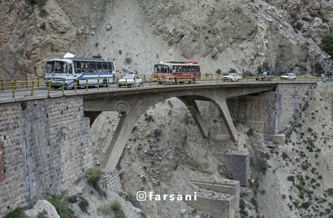 تصاویری از جاده هراز در سال ۱۳۸۱ 
