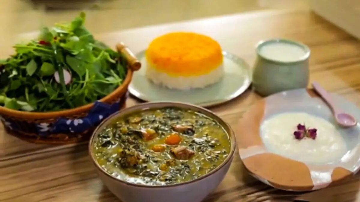 خورشت اسفناج قالی؛ یک غذای اقتصادی و خوشمزه