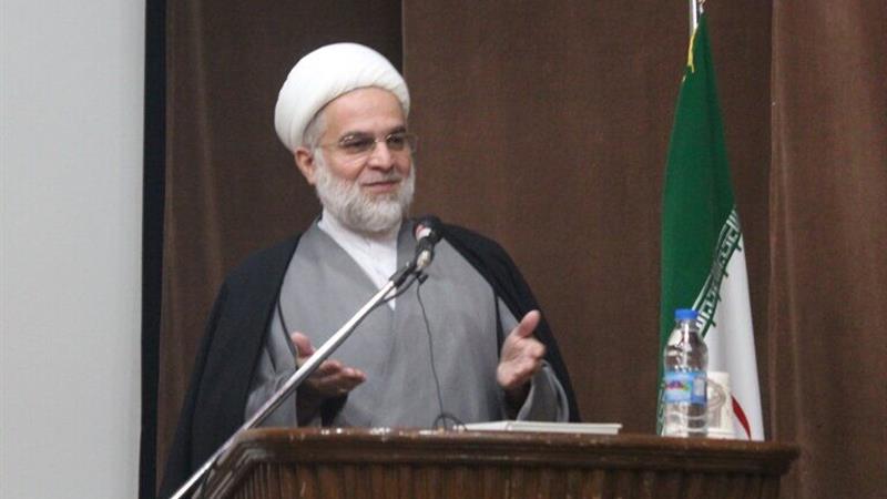 نماینده ولی فقیه در کردستان: پژوهشها با هدف حل مسائل جامعه انجام شود