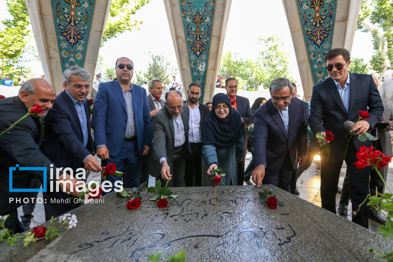عکس/ بزرگداشت «حکیم عمر خیام» در نیشابور