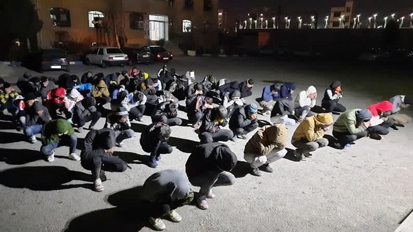 دستگیری ۳۲۱ نفر از حاملان سلاح سرد در بهارستان