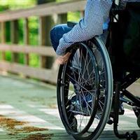 ۲۵۰ ویلچر کودک در ۶ استان توزیع شده است