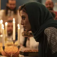 تا من تایید نکنم اجازه خروج از کشور رو نداره!