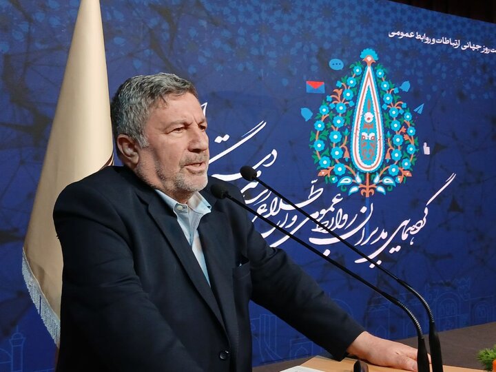 حضرتی: پزشکیان در فیلترینگ قصد تقابل ندارد