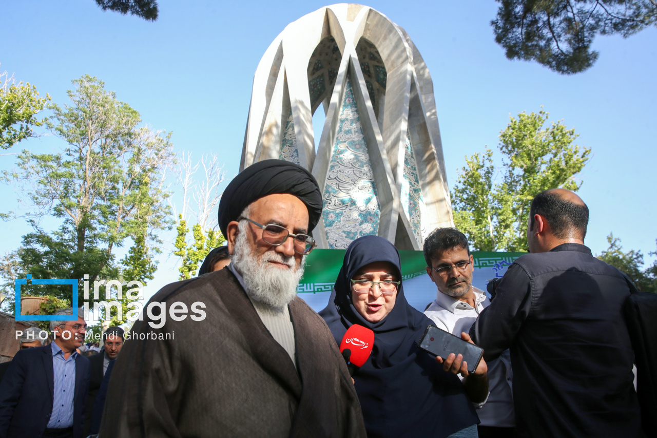 عکس/ بزرگداشت «حکیم عمر خیام» در نیشابور