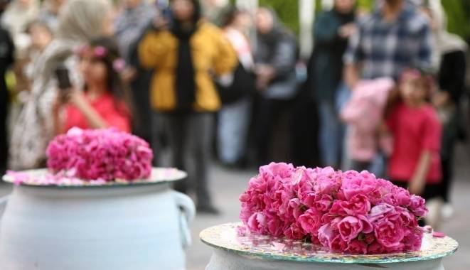 هشدار سازمان غذا و دارو: عرقیات فاقد مجوز بهداشتی نخرید