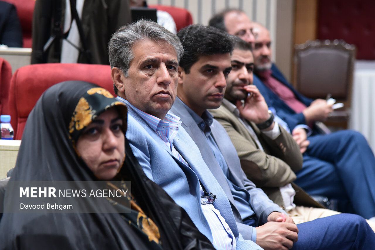 نشست سخنگوی دولت با اصحاب رسانه مشهد