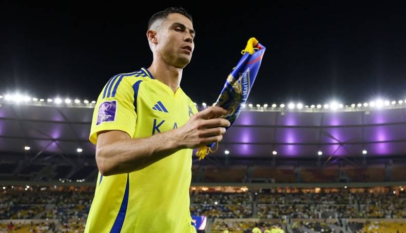 بمب رونالدو؛ از النصر به غول فوتبال برزیل!