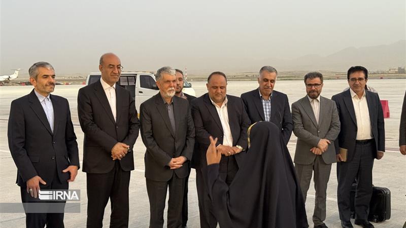 وزیر فرهنگ و ارشاد اسلامی وارد کرمانشاه شد