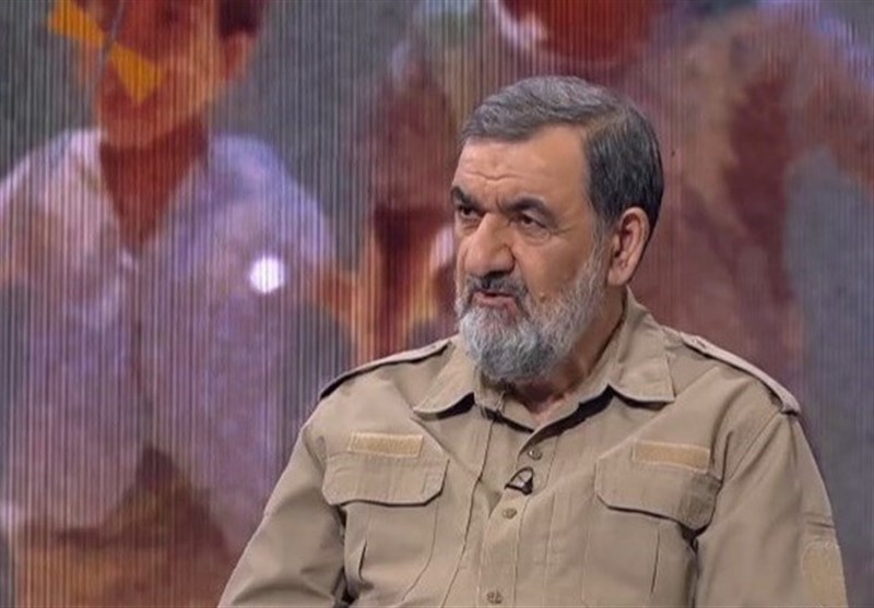 محسن رضایی: امروز اگر می‌خواستیم تجهیزات نظامی بومی خود را از دیگران بخریم باید چندصد میلیارد دلار هزینه می‌کردیم
