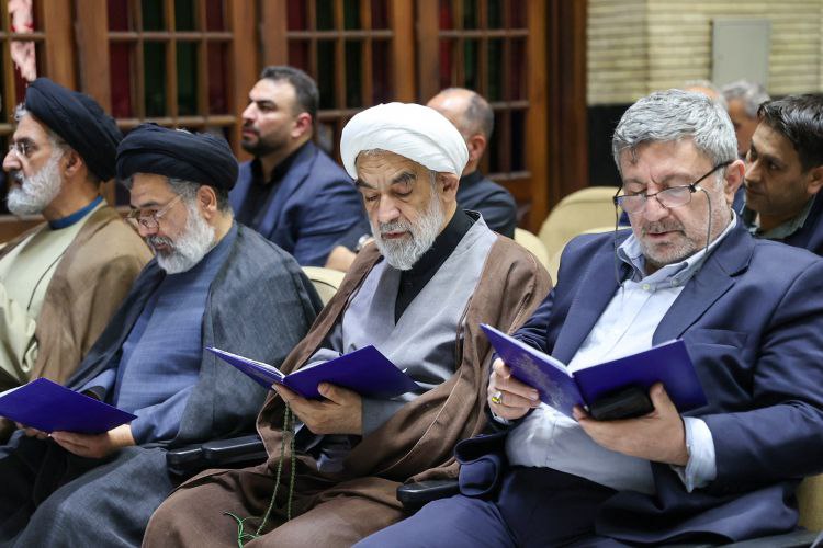 عکس/ مراسم ترحیم مادر معاون ارتباطات و اطلاع رسانی دفتر رئیس جمهور