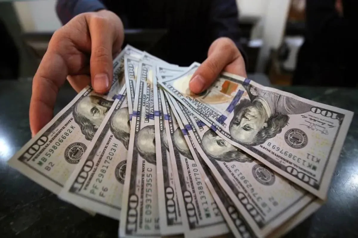 پیش بینی قیمت دلار ۳۰ اردیبهشت ۱۴۰۴